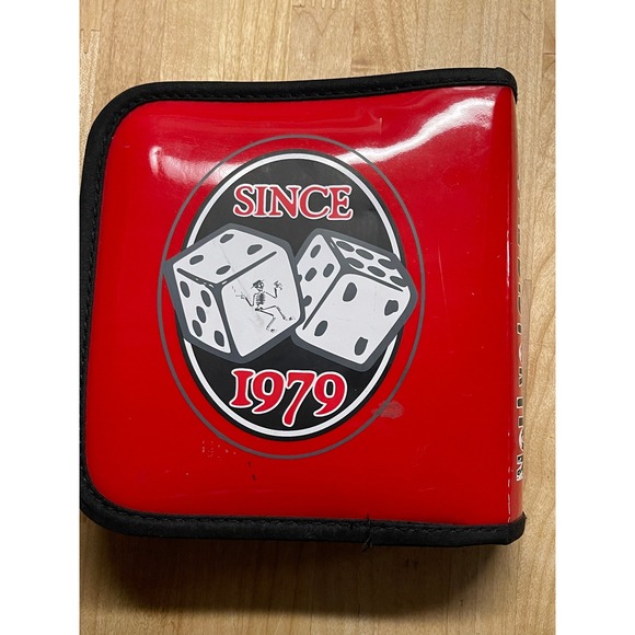 Social Distortion Skeleton Dice CD Case Wallet Holder Red Bioworld 2002 - Picture 2 of 7